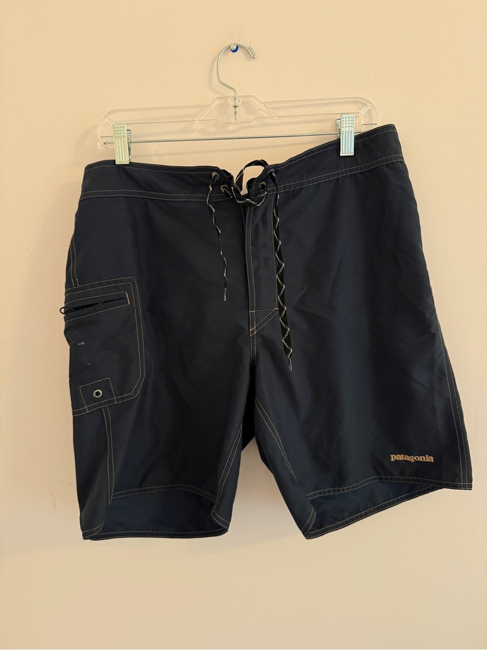 Patagonia Men’s Swimsuit Swim Board Shorts Size 35